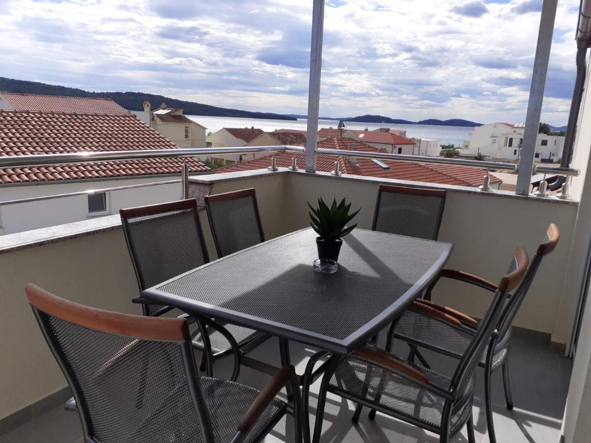 Apartmani Karla Zablaće Buitenkant foto